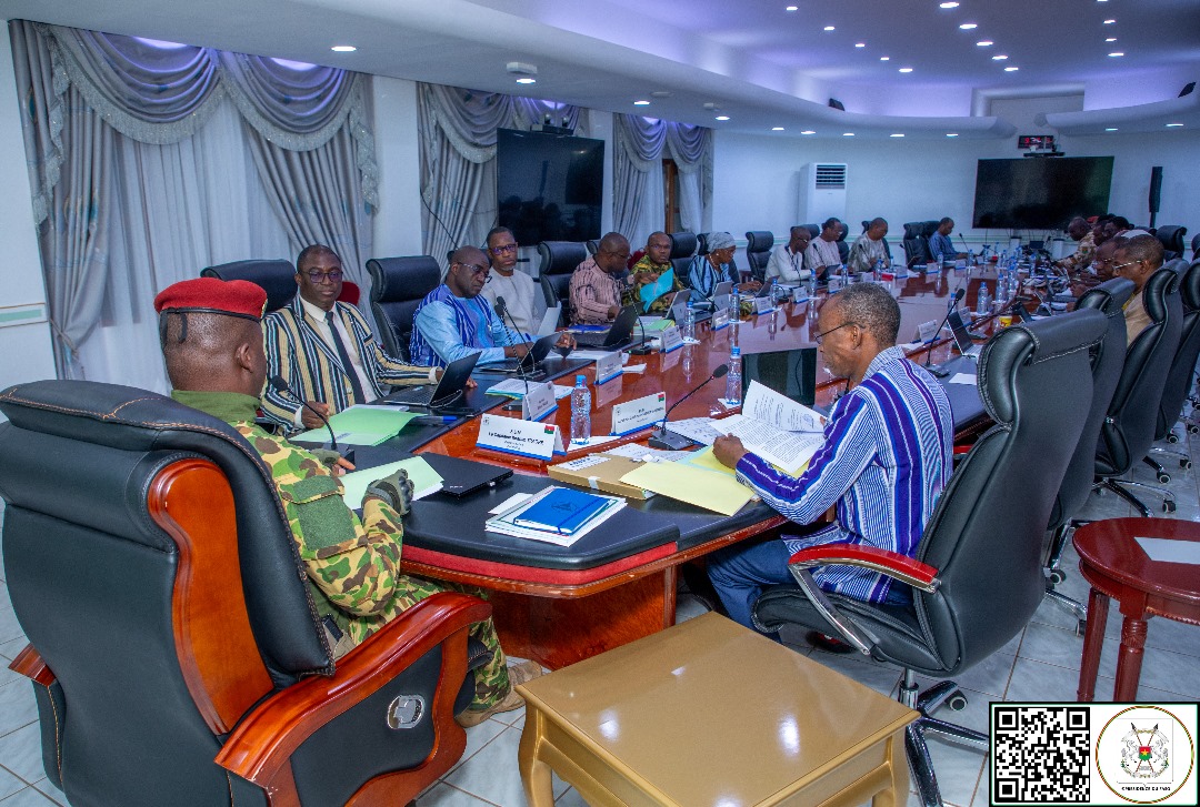 𝐂𝐎𝐌𝐏𝐓𝐄 𝐑𝐄𝐍𝐃𝐔 𝐃𝐔 𝐂𝐎𝐍𝐒𝐄𝐈𝐋 𝐃𝐄𝐒 𝐌𝐈𝐍𝐈𝐒𝐓𝐑𝐄𝐒 𝐃𝐔 𝟏𝟗 𝐒𝐄𝐏𝐓𝐄𝐌𝐁𝐑𝐄 𝟐𝟎𝟐𝟒