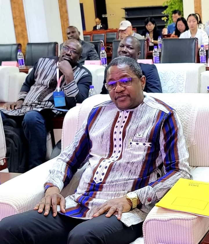 Le ministre en charge des affaires étrangères du Burkina lors de la conférence