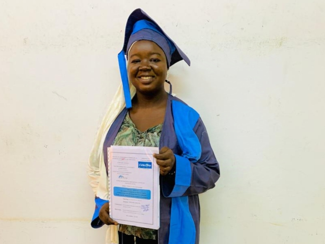 Soutenance de mémoire : Notre stagiaire Samiratou Compaoré met en lumière les défis et risques des journalistes burkinabè