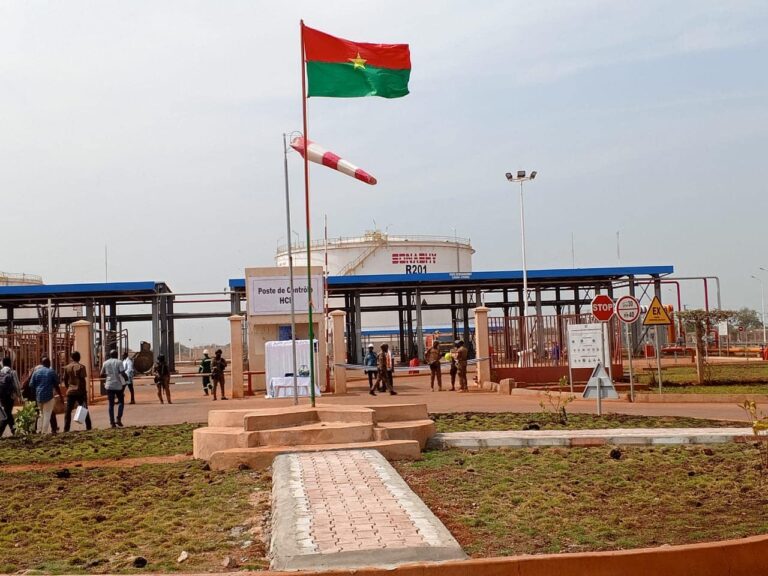 Burkina: un dépôt d’hydrocarbures d'une capacité de stockage de 104 000 m³ inauguré à Péni
