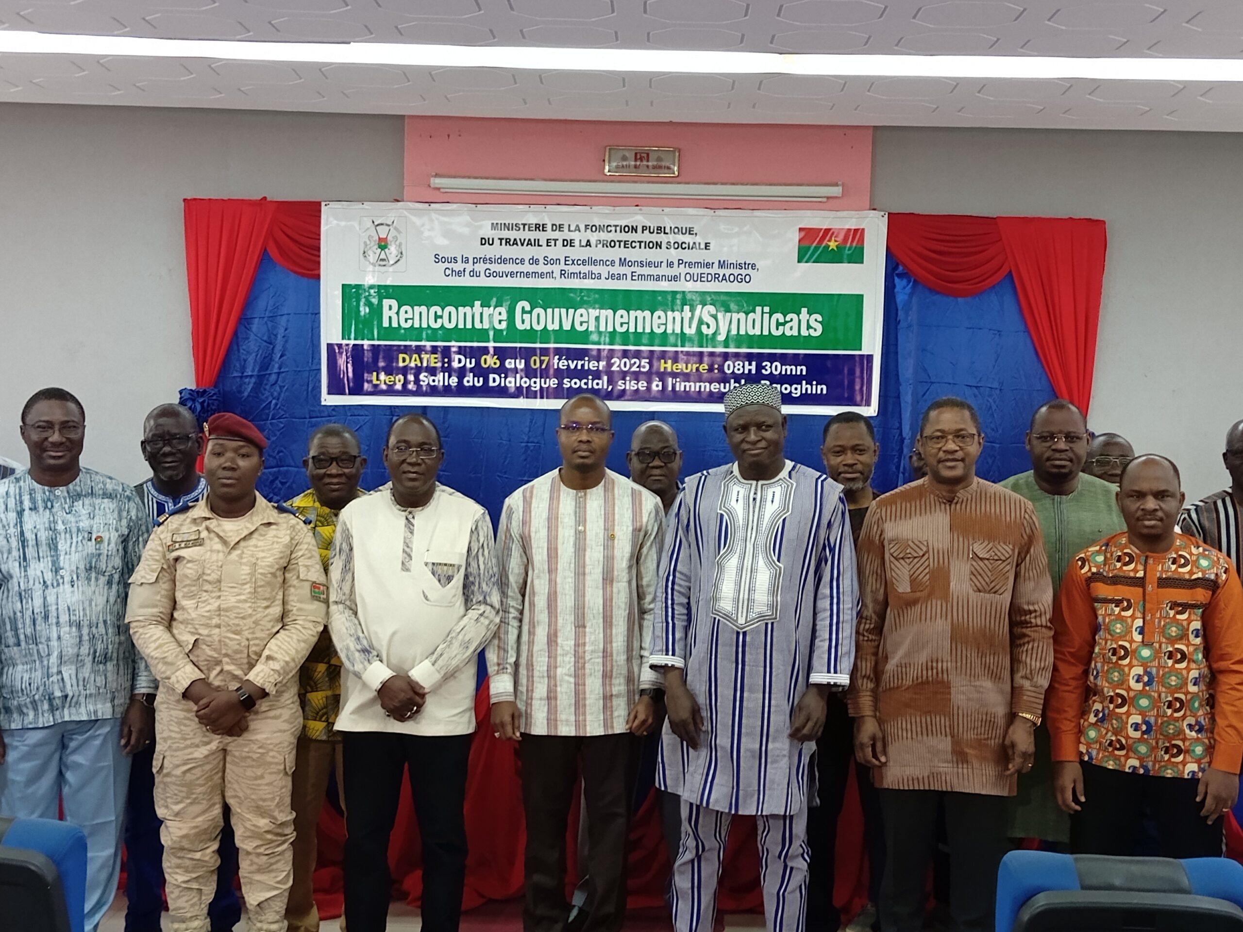Burkina : Le gouvernement reprend la traditionnelle rencontre avec les organisations syndicales après quatre ans