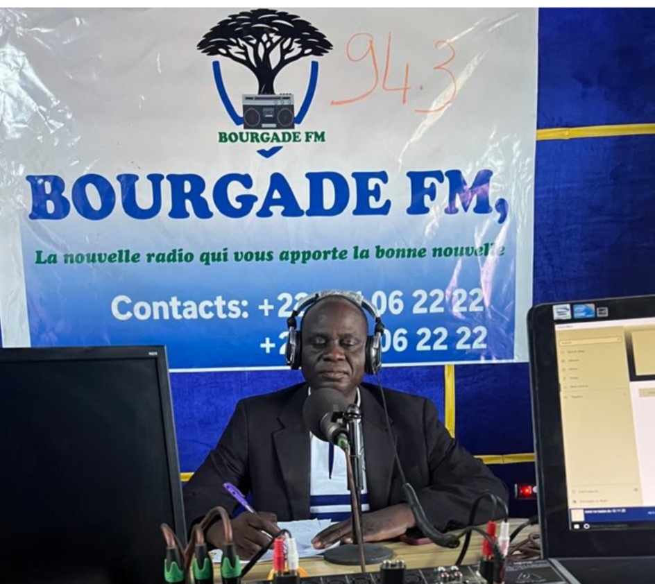 Bourgade FM 94.3 : La nouvelle voix qui s’élève à Ouahigouya et dans le monde